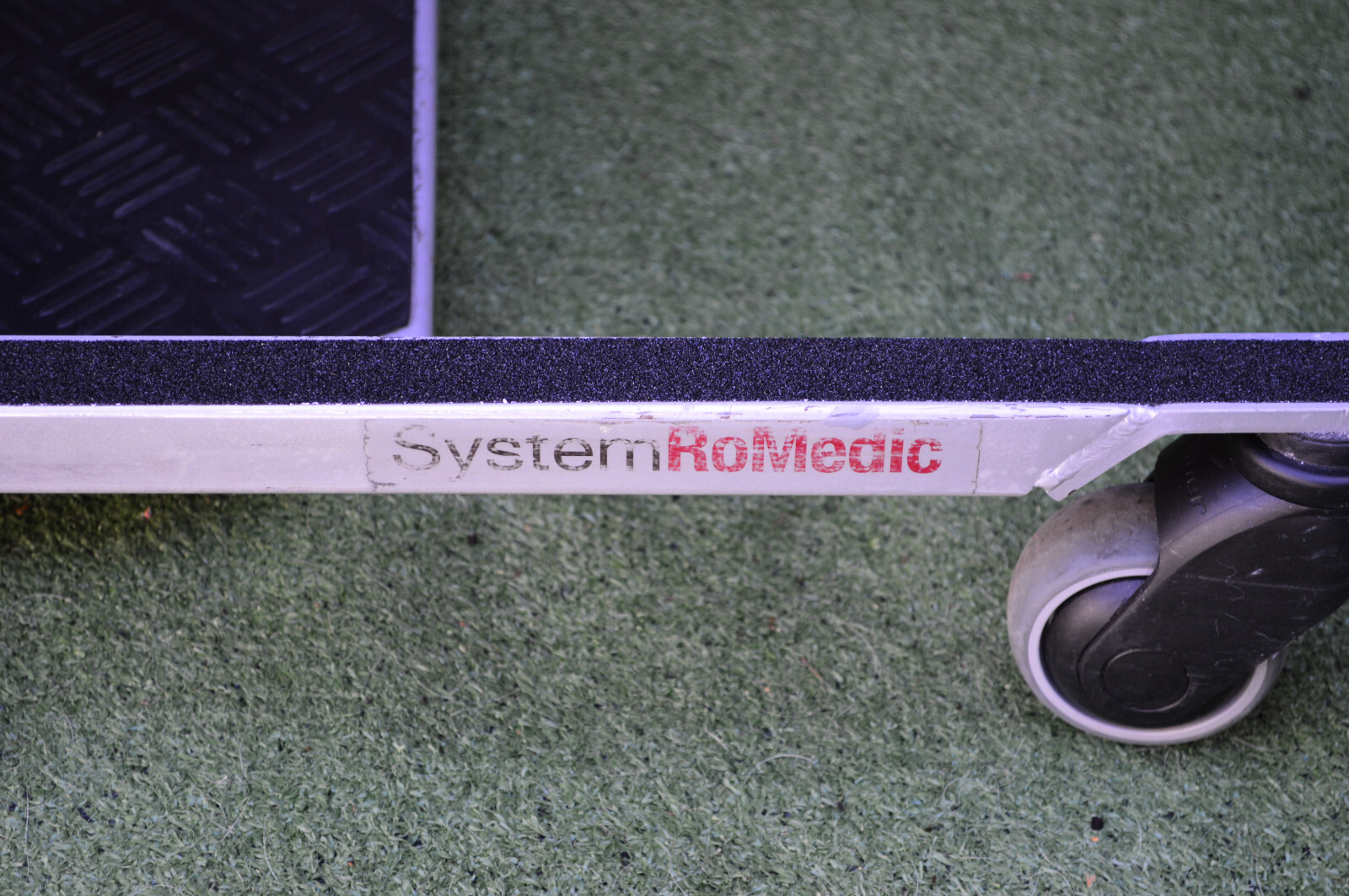 Handicare MiniLift System Romedic 125 Stand Aid. Linak. Delivery