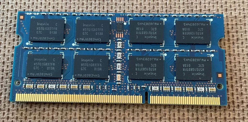 HYNIX 2 GB DBR3 MODULO DI MEMORIA RAM - Immagine 2 di 2
