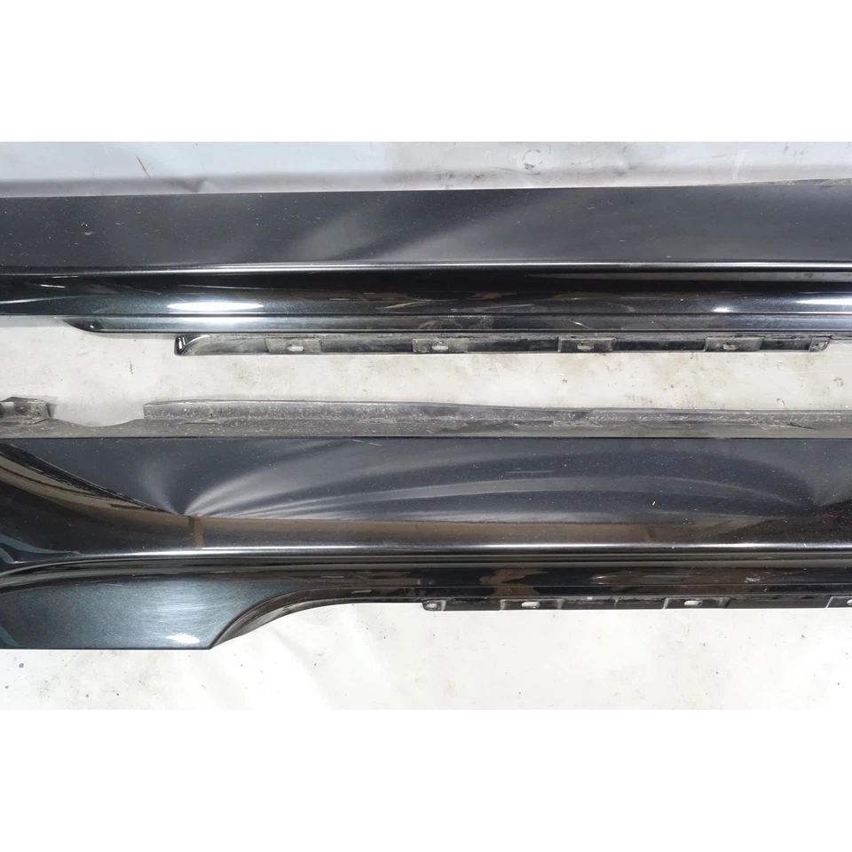 Par de paneles basculantes de faldón lateral BMW E63 E64 M6 2006-2010 zafiro negro OEM Foto 3 de 4