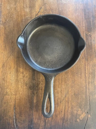 Griswold No.3 Cast Iron Skillet 709A - Large Block Letter Logo - Nice.