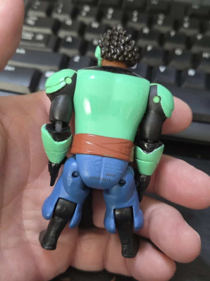 Figura de acción Wasabi 2014 Disney Big Hero 3,75" Toy Bandai Foto 2 de 2