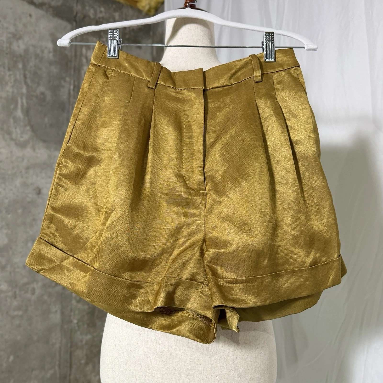 NWT J. Crew Shorts Womens 2 Gold Linen Blend Pleated Pockets High Rise
Opens in a new window or tab