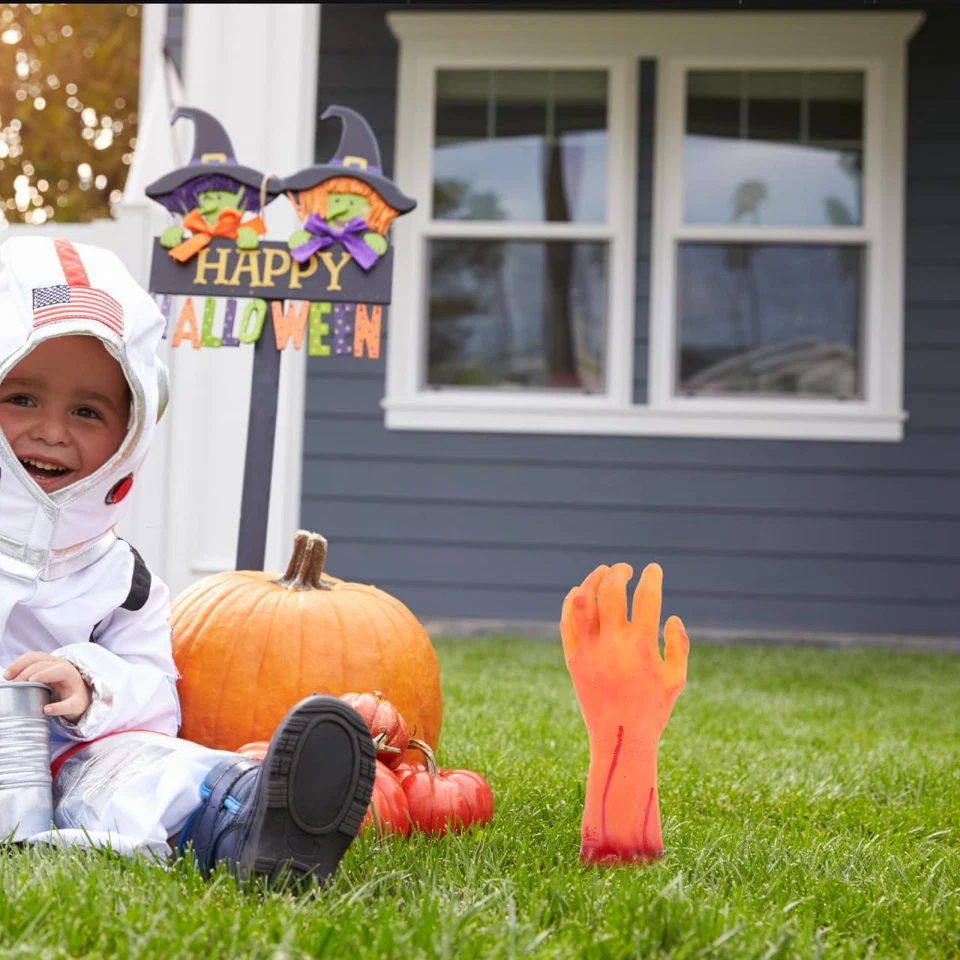 Broken Hand Toy Spaventoso in Gomma Iperrealistica - Accessorio Perfetto per Hal - Immagine 3 di 4