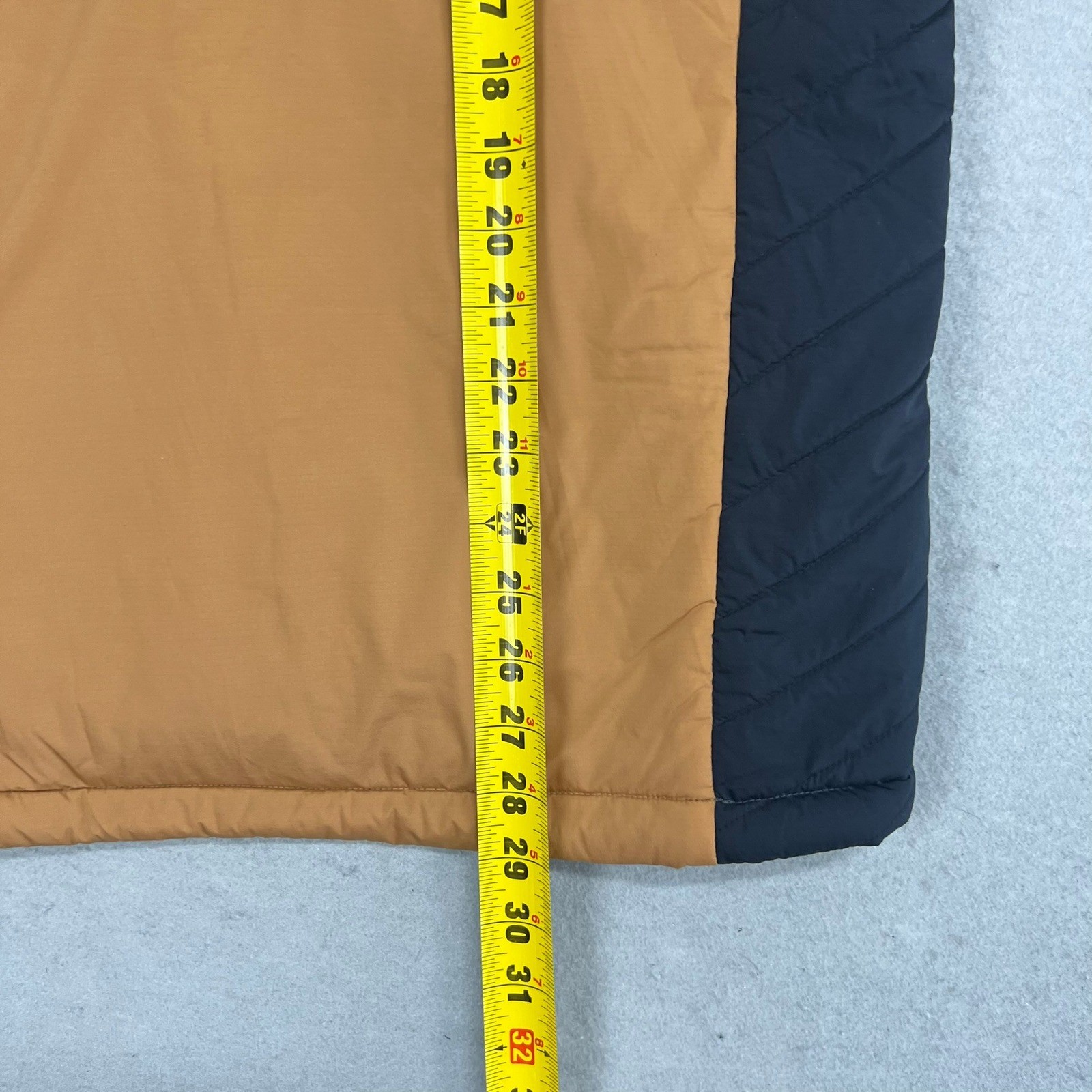 Trew Gear Kooshin Puffer Jacket Mens M Insulated Lightweight Full Zip Outdoor