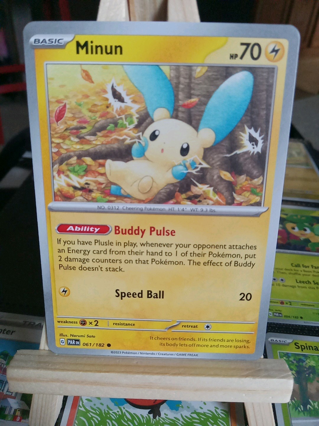 Minun Pokemon Card 061 / 182