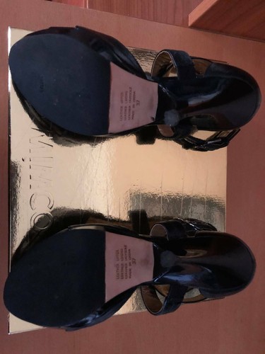Mimco Black chain reaction heels - Picture 5 of 5