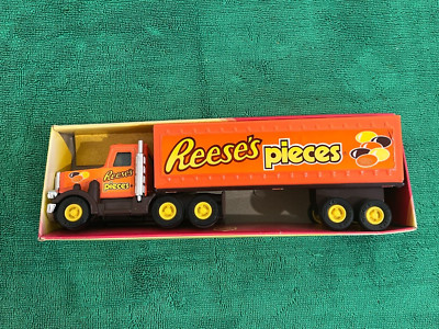 1982 Buddy L Reese's Pieces Semi Truck, Trailer, in Box