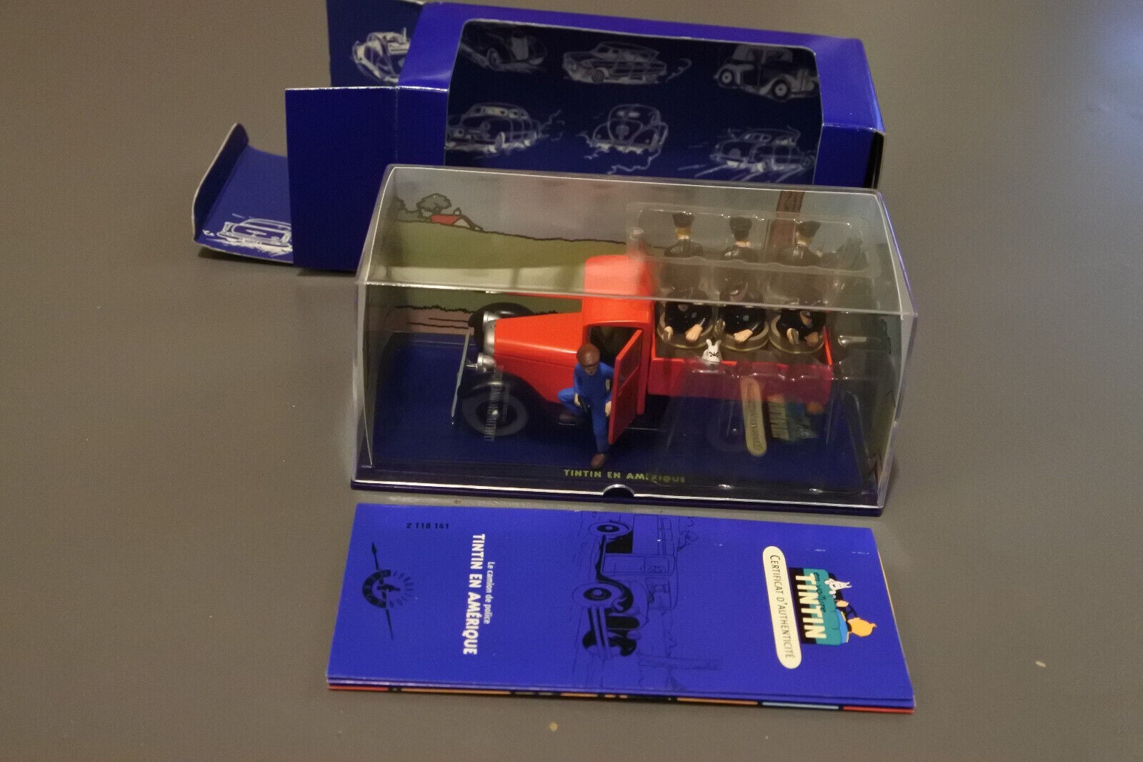 Camion Inter Policiers Tintin d'Amérique Réplique 1/43 Métal Édition Collector