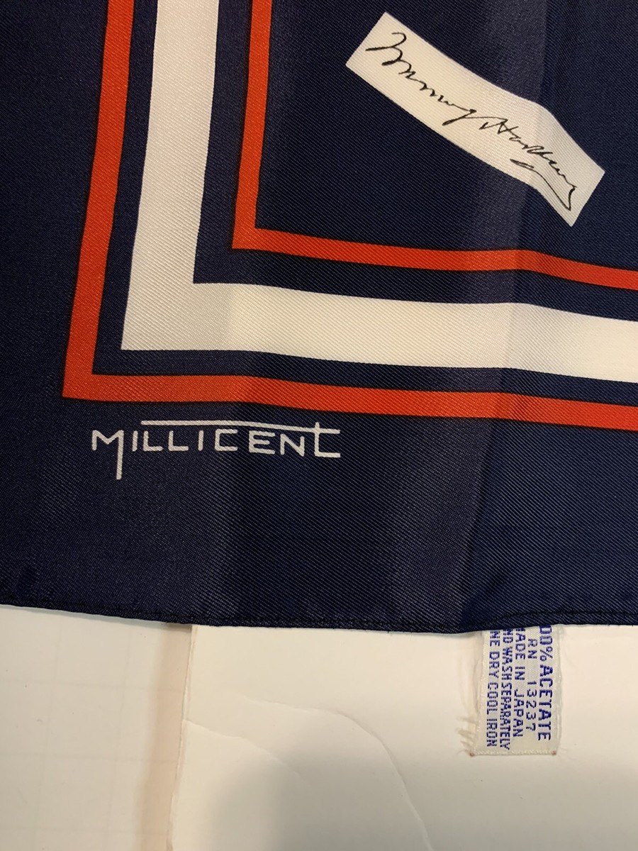 Millicent製 米大統領サインスカーフ 50cm 公文書館正規 Millicent製 米大統領サインスカーフ 50cm 公文書館正規の通販
