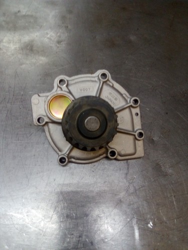 WATER PUMP - Picture 2 of 3