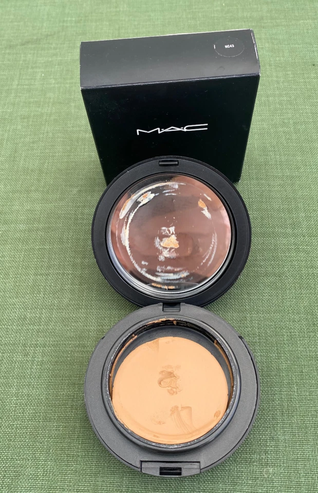 MAC Blot Make-Up Foundation Light NEU - Bild 2 von 4