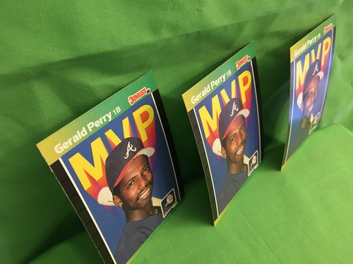 GERALD PERRY, 3 carte, 1989 Donruss MVP card #BC-24, Atlanta Braves - Foto 4 di 7