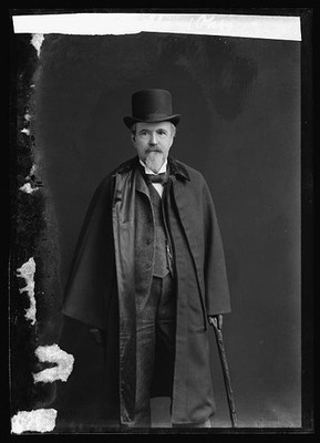 Photo:W.W. Mills Portrait Man in Top Hat Cane 1903-1905