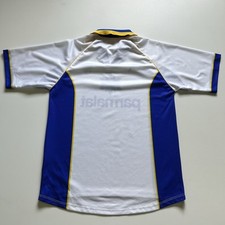 Preços baixos em Parma Branco Clube Internacional de Roupas e