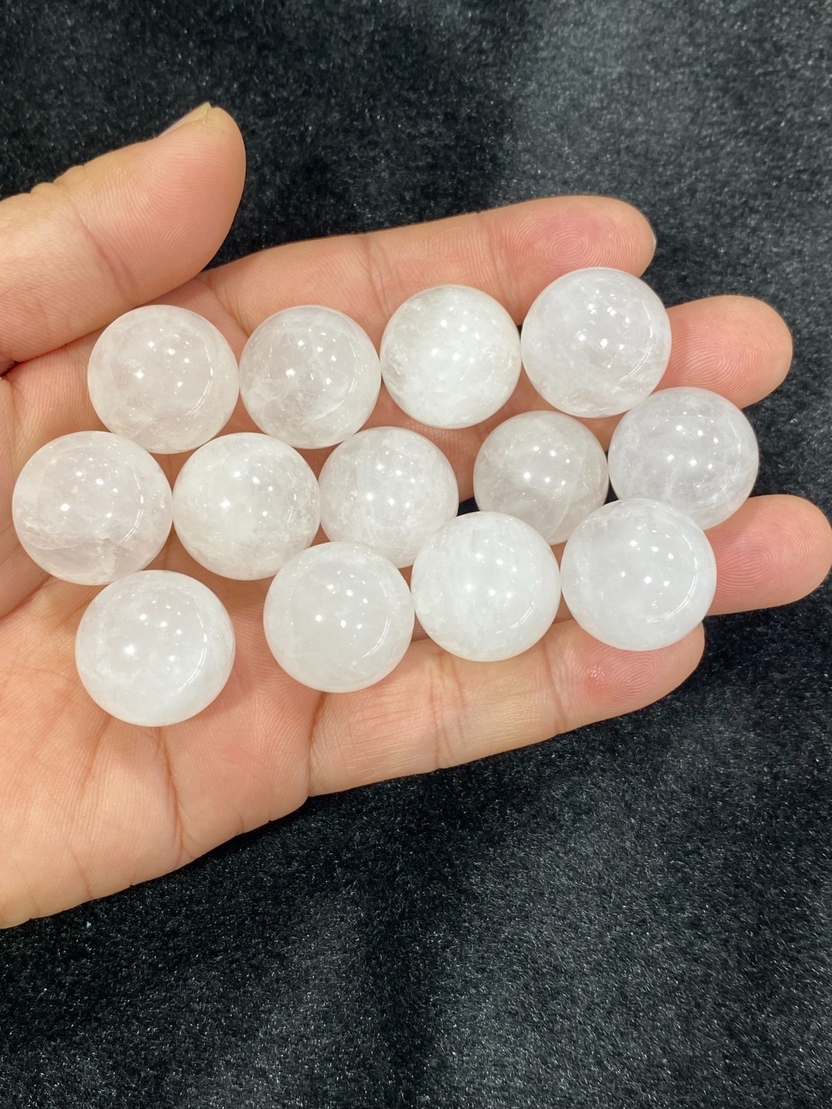5pcs Natural Clear Sphere Quartz Crystal Carved reiki ball healing gift 20mm