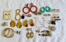 Wearable Lot of 19, 80 s Costume Mixed Earrin...