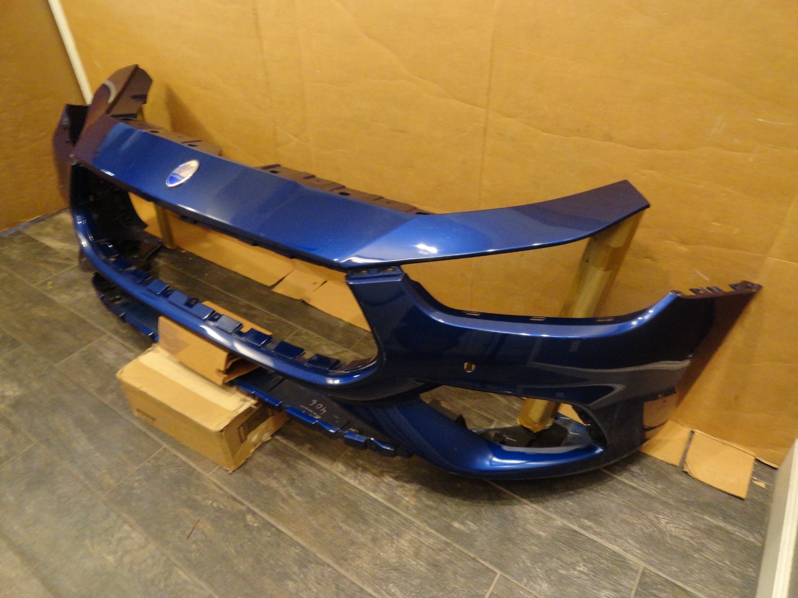 Maserati Ghibli Hybrid GT 2018-2024 Front Front bumper P/N 670097883G