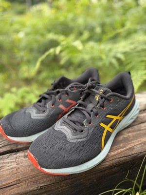 Size 10.5 - Asics Versablast 2 Black Amber