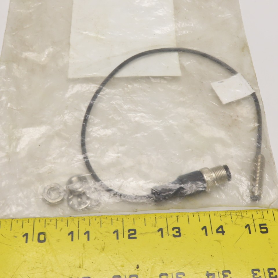 Balluff BES 516-324-E4-C-S4-00,3 Inductive Sensor PNP NO 10-30VDC 1.5mm Range