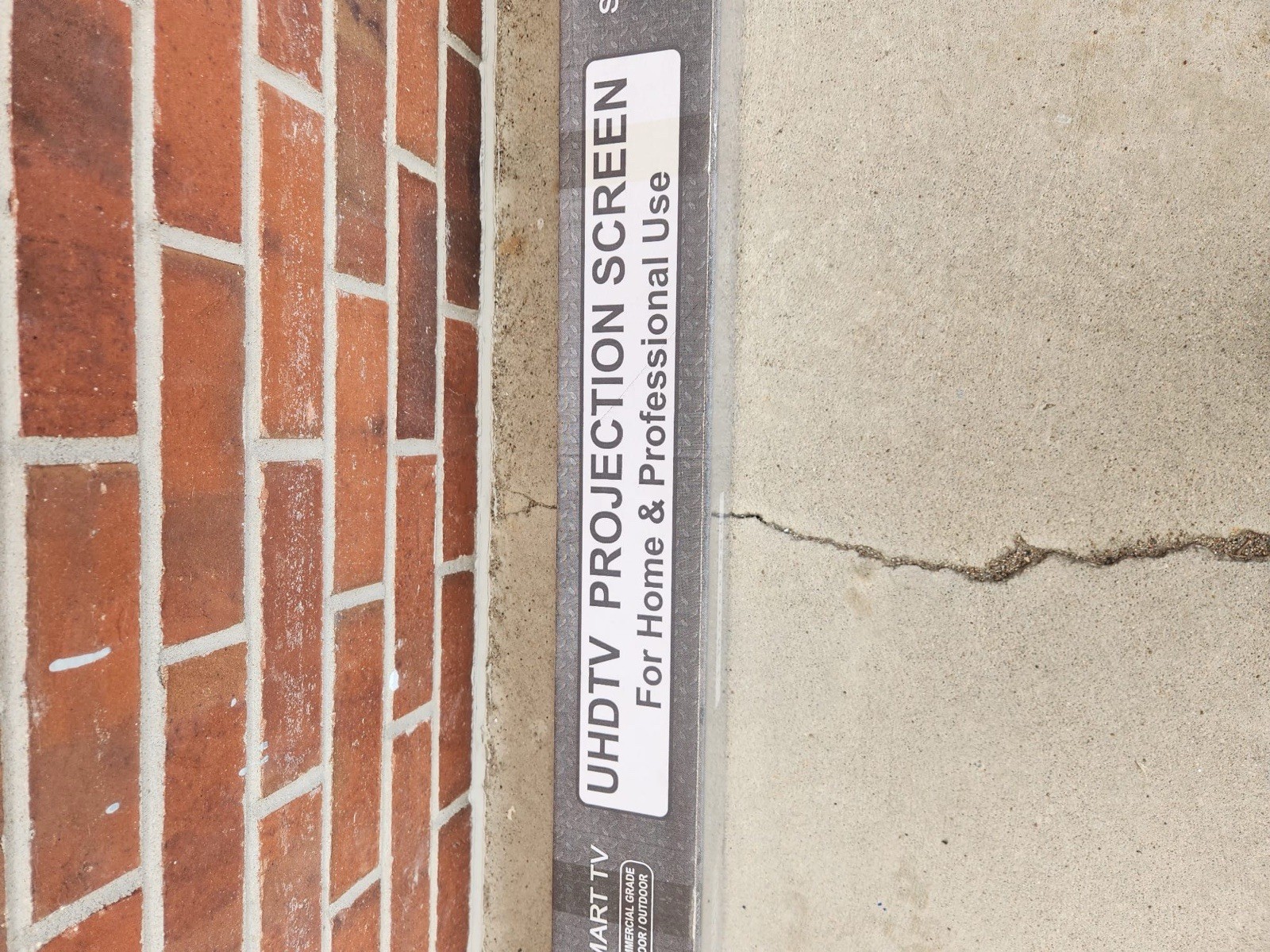 Elitech 100” Motorized Projector Screen - Zero Edge - 4K/8K UHD - New Sealed