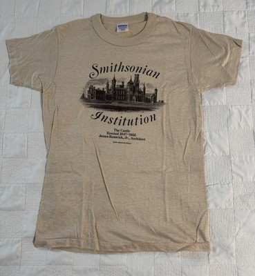 Vintage 80s Smithsonian Institution The Castle James Renwick T Shirt Youth L