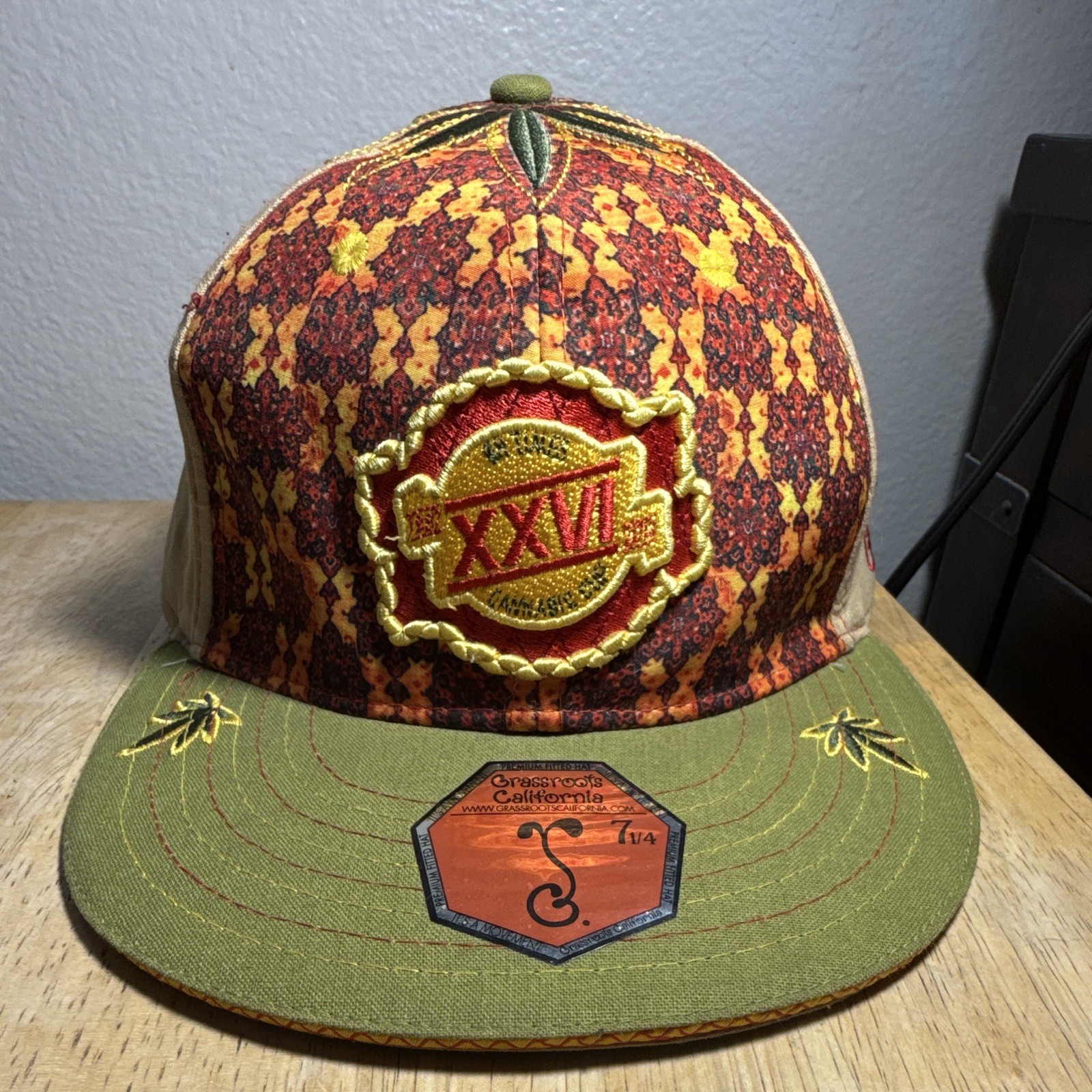 Fitted Hat Size 7 1/4, Cannabis Cup 2012