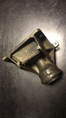 BMW X3 E83 2005/04-11 3.0i DIFFERENTIALHALTER VORNE 7516065