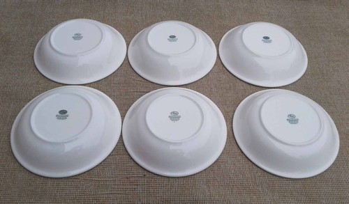 PORTMEIRION “BOTANIC GARDEN” SELECTION OF PLATES AND DISHES ETC. - Picture 9 of 289