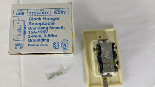 *NIB* Eagle 15 Amp ivory clock receptacle - Picture 2 of 4