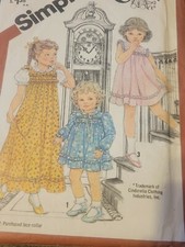 SIMPLICITY 5470 Cinderella Toddler  Childs Dress in 2 lengths 1982 size 4