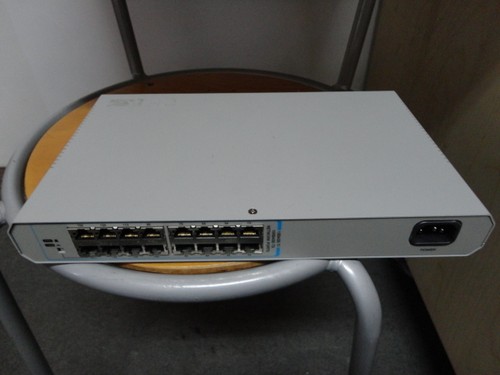Allied Telesis 16Port 100/10 Switch CentreCOM FS716XJ FS716 AT-FS716XJ - Picture 2 of 3