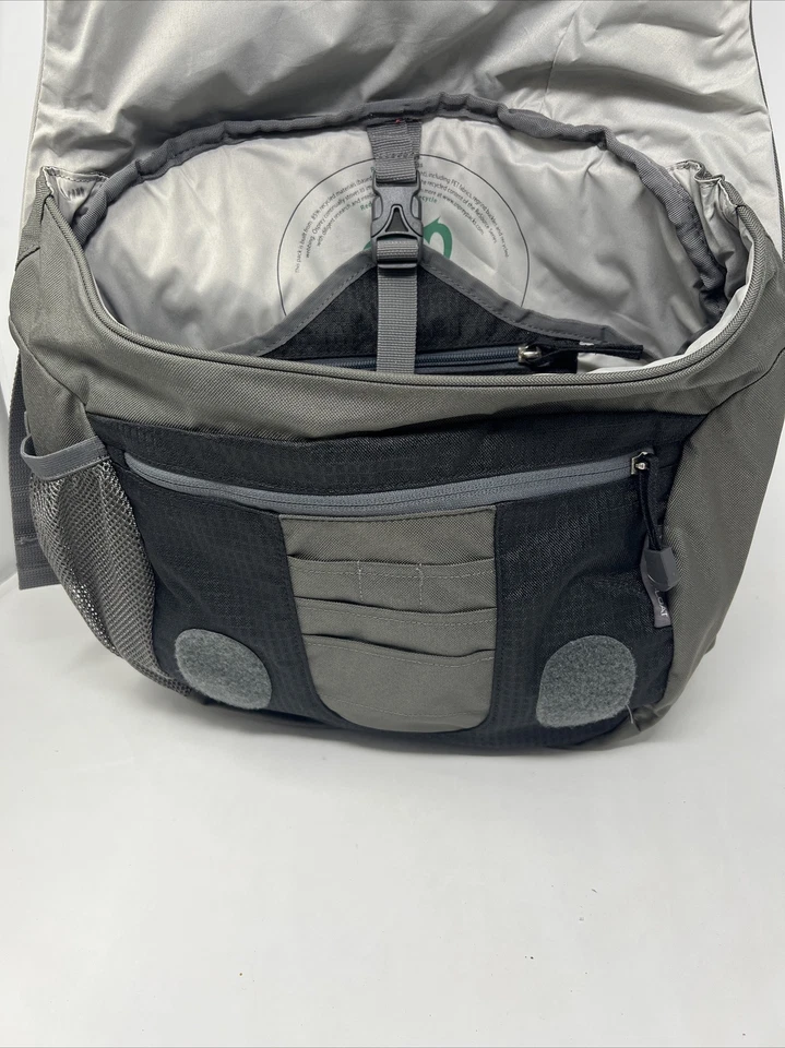 OSPREY Courier Bolso Mensajero Acolchado Verde Negro Tokyo Joes Laptop Tablet iPad EC Foto 4 de 4