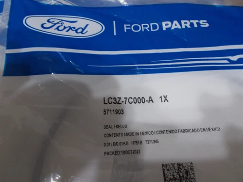 New Ford OEM 10R140 Seal LC3Z-7C000-A