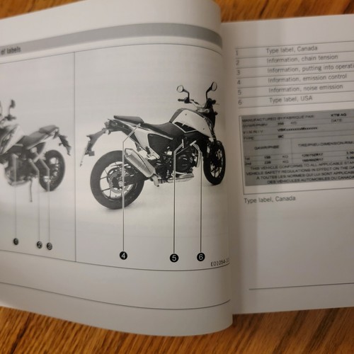 OEM KTM 690 Duke 2018 Owner's Manual 3213748en PRINTED IN AUSTRIA - Bild 3 von 3