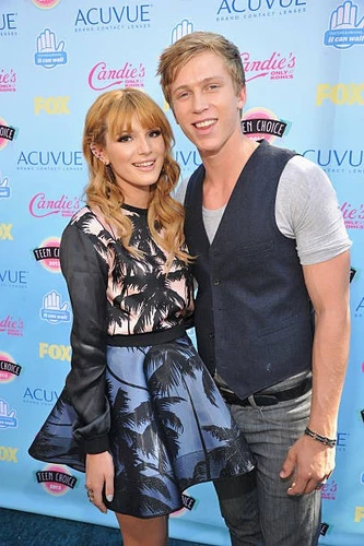 Actress Bella Thorne guest at 2013 Teen Choice Awards at Gibson Amp- Old Photo 1