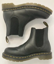 Dr. Martens 2876 Black Leather Chelsea Boot 8US 6UK 39EU AirWair Bouncing Soles
