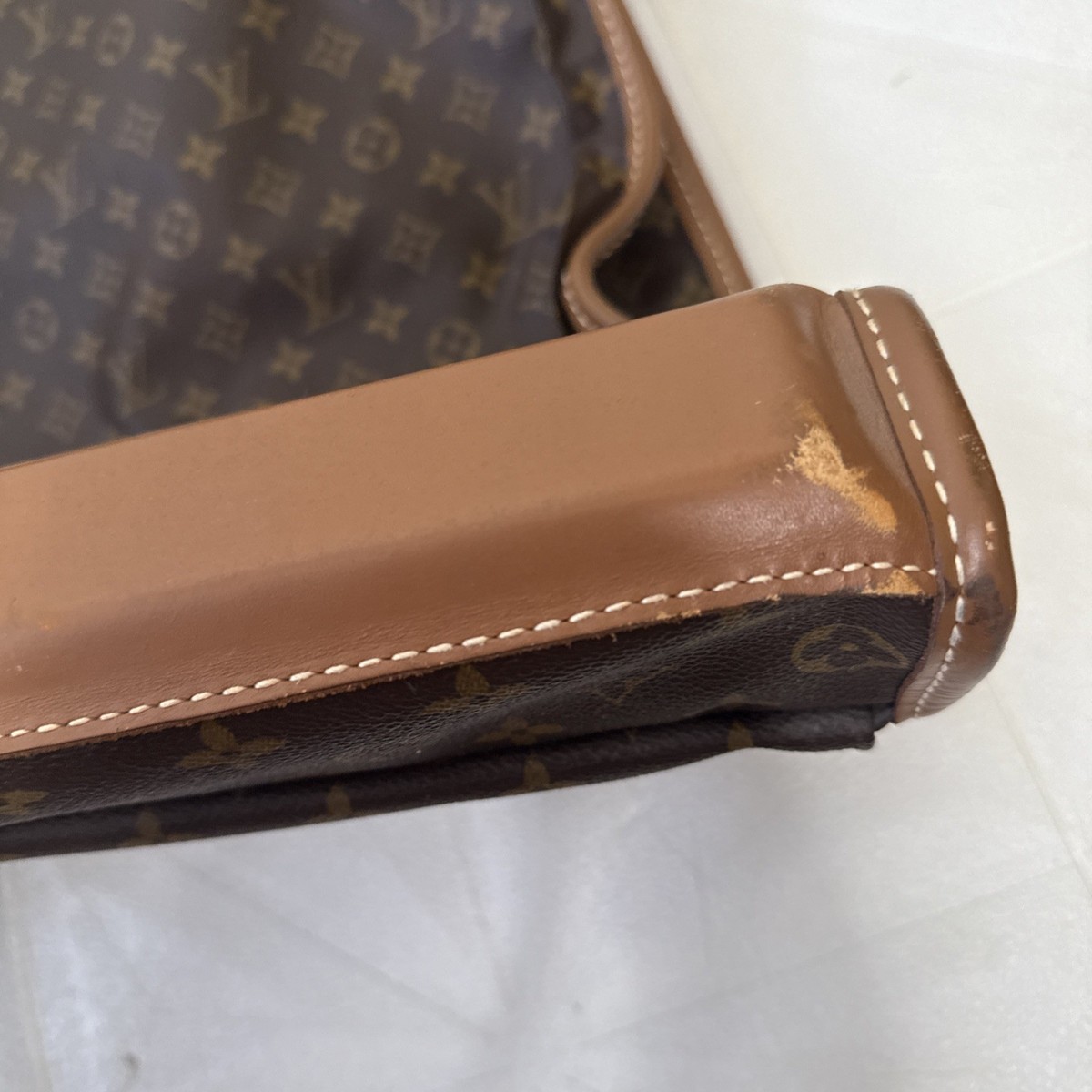 LOUIS VUITTON Garment Bag , LV Monogram Portable Dome Garment