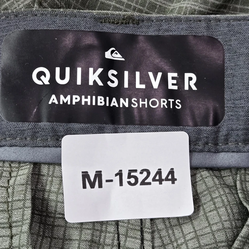 Shorts anfíbio geométrico verde Quiksilver Activewear masculino voo seco - Imagem 2 de 4