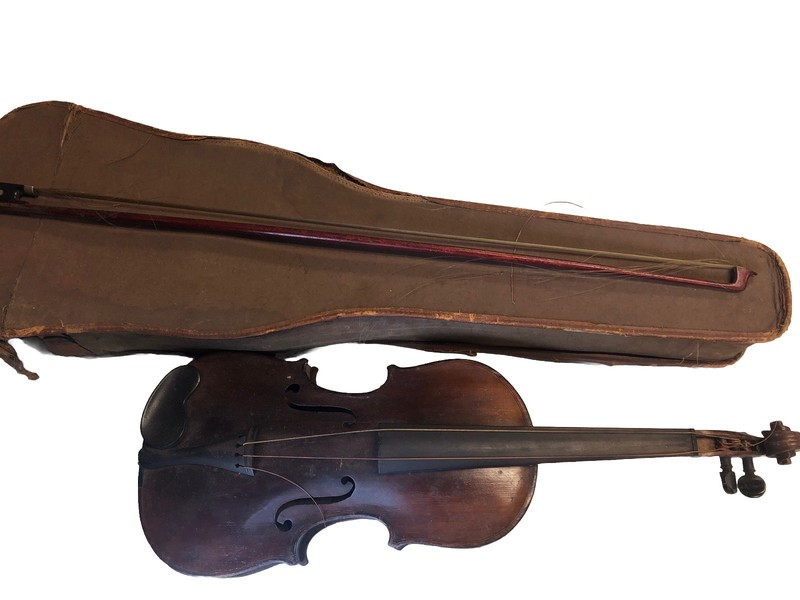 UNMARKED FLAMED Antique/Vintage 4/4 Size Violin With CASE Possibly German Restor