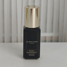 Hinoki & Cedarwood Jo Malone London 香水- 一款2024年新的中性香水