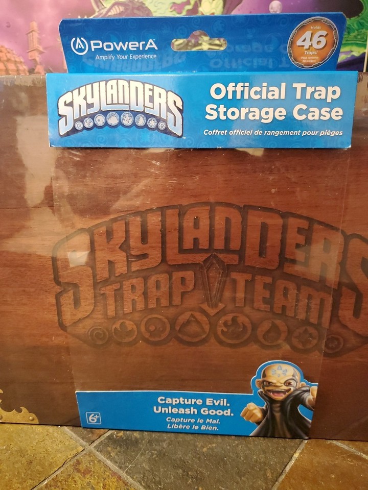 Skylanders Trap Team Trap Storage Holder/Case Display Box Collector ...
