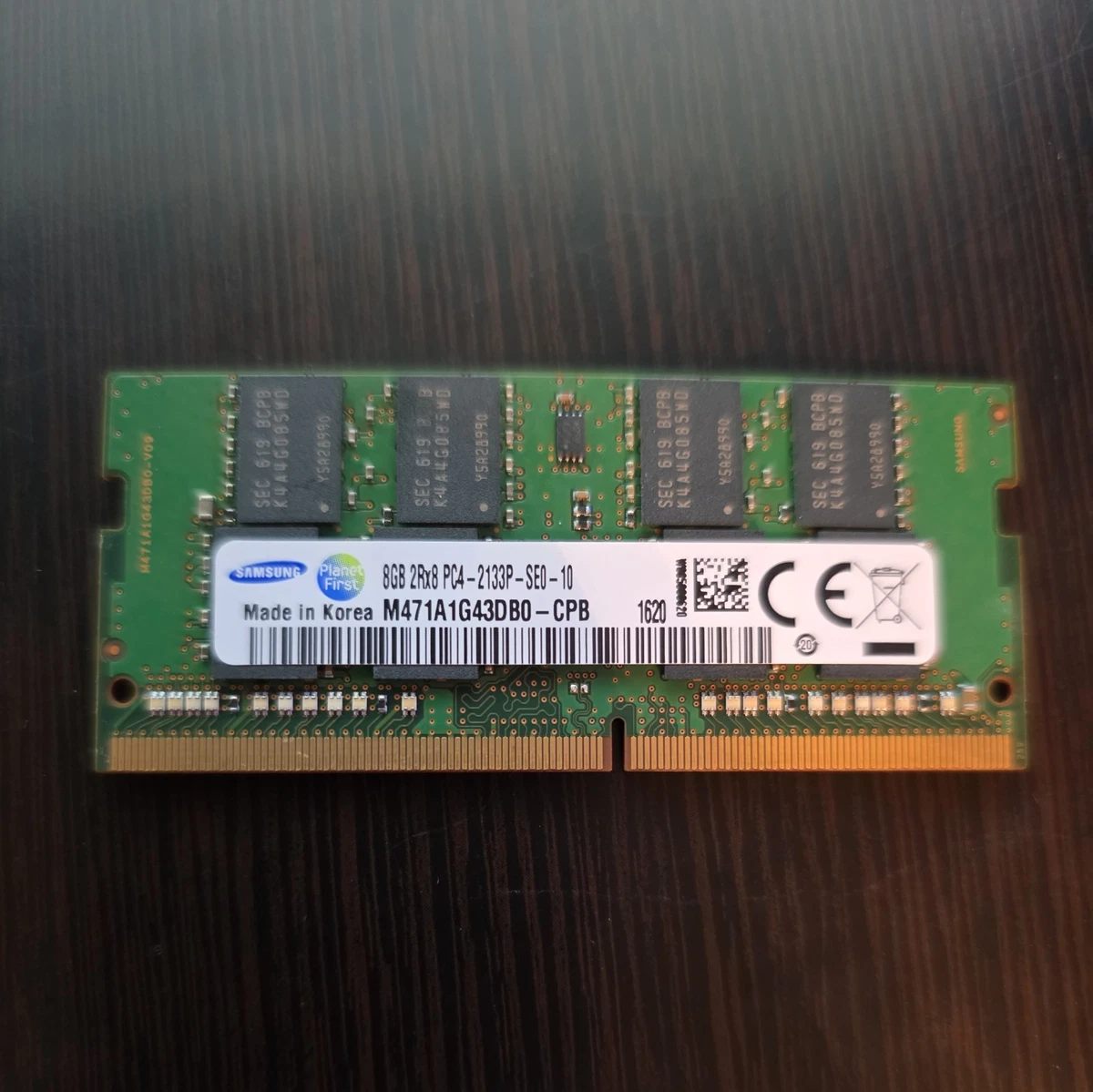 25+ Samsung PC4-17000 (DDR4-2133) Bus Speed Computer RAM 8 GB
