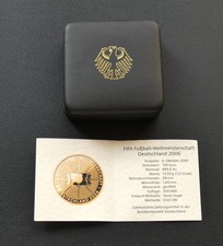 BRD - Etui + Zertifikat  f&uuml;r 100 &euro; Goldm&uuml;nze ~ FIFA Fussball 2006 ( ohne M&uuml;nze)