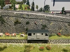 Hornby BR 20t brake van R6915b OO scale DC