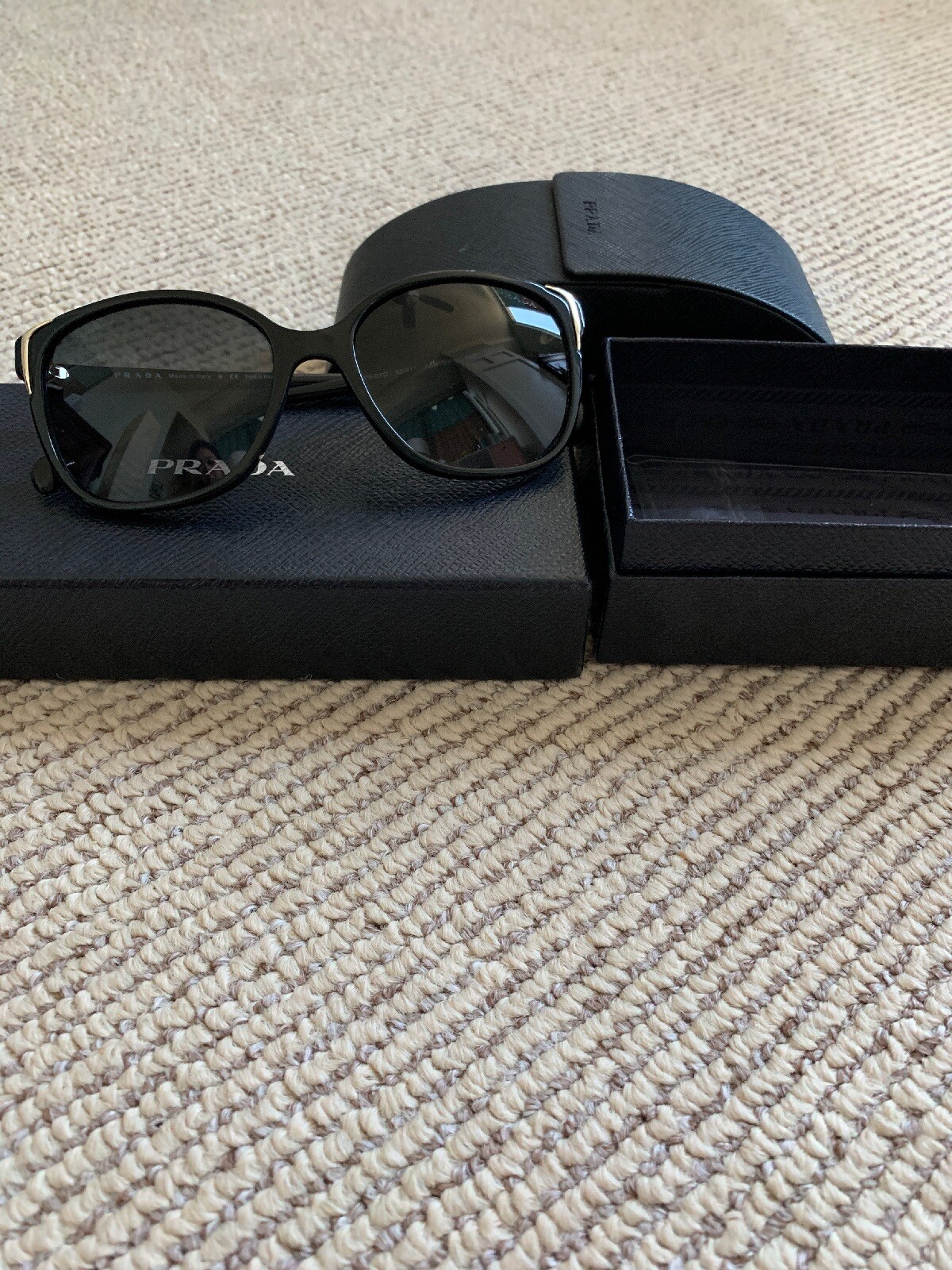 prada polarized sunglasses