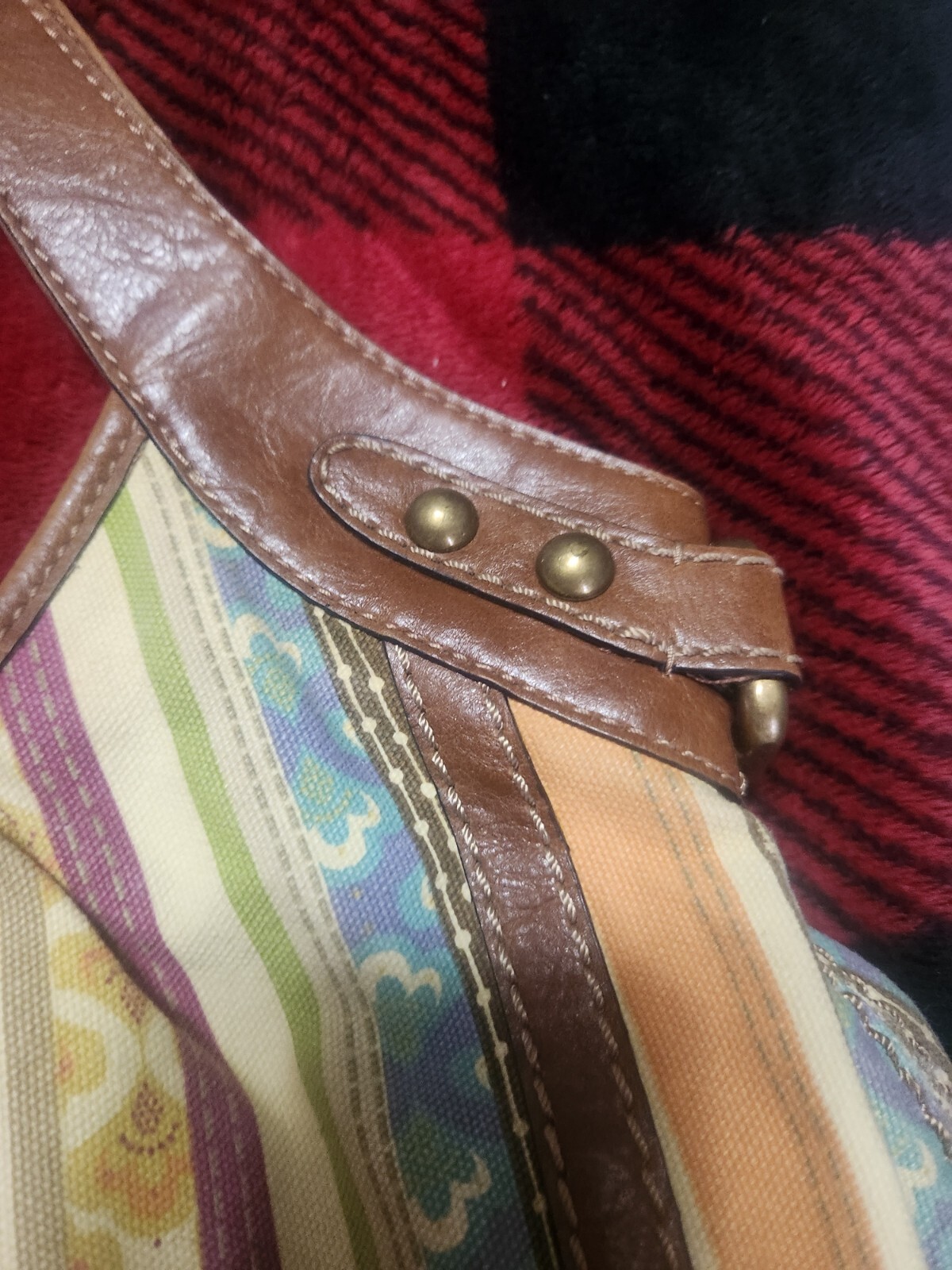 Fossil Fabric Multi Pattern Purse Multi Color - image 3