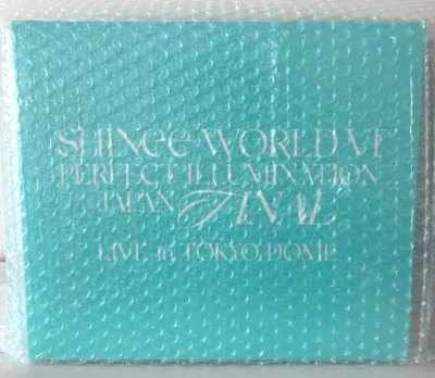 SHINee WORLD VI PERFECT ILLUMINATION UNIVERSAL MUSIC UMS FANLIGHT
