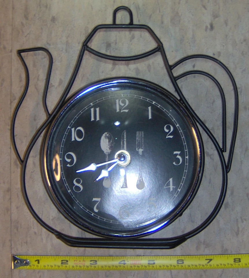 Reloj de mesa o pared vintage negro hierro forjado comida té cafetera olla Foto 3 de 4