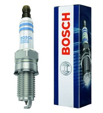 Genuine Bosch Spark Plug Yr5Dii33S fits Fiat 500 X Multiair - 1.4 - 14- 02421455