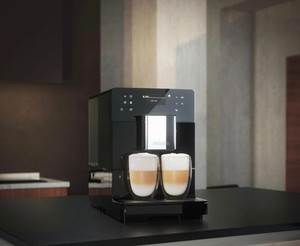 Miele CM 5310 OBSW Kaffeevollautomat Kaffeemaschine Milchschaum OneTouch